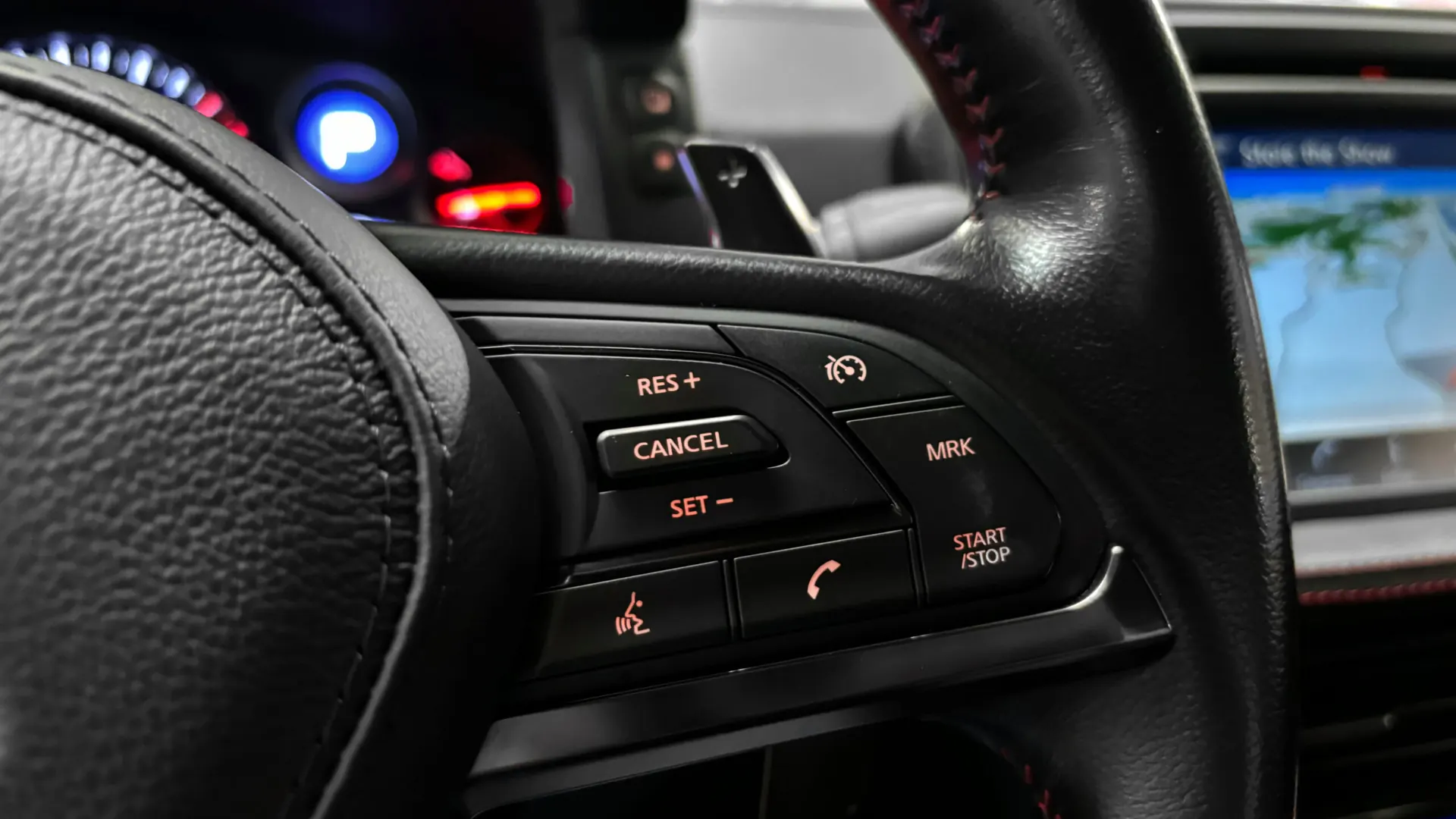 Nissan GT-R — photo 27