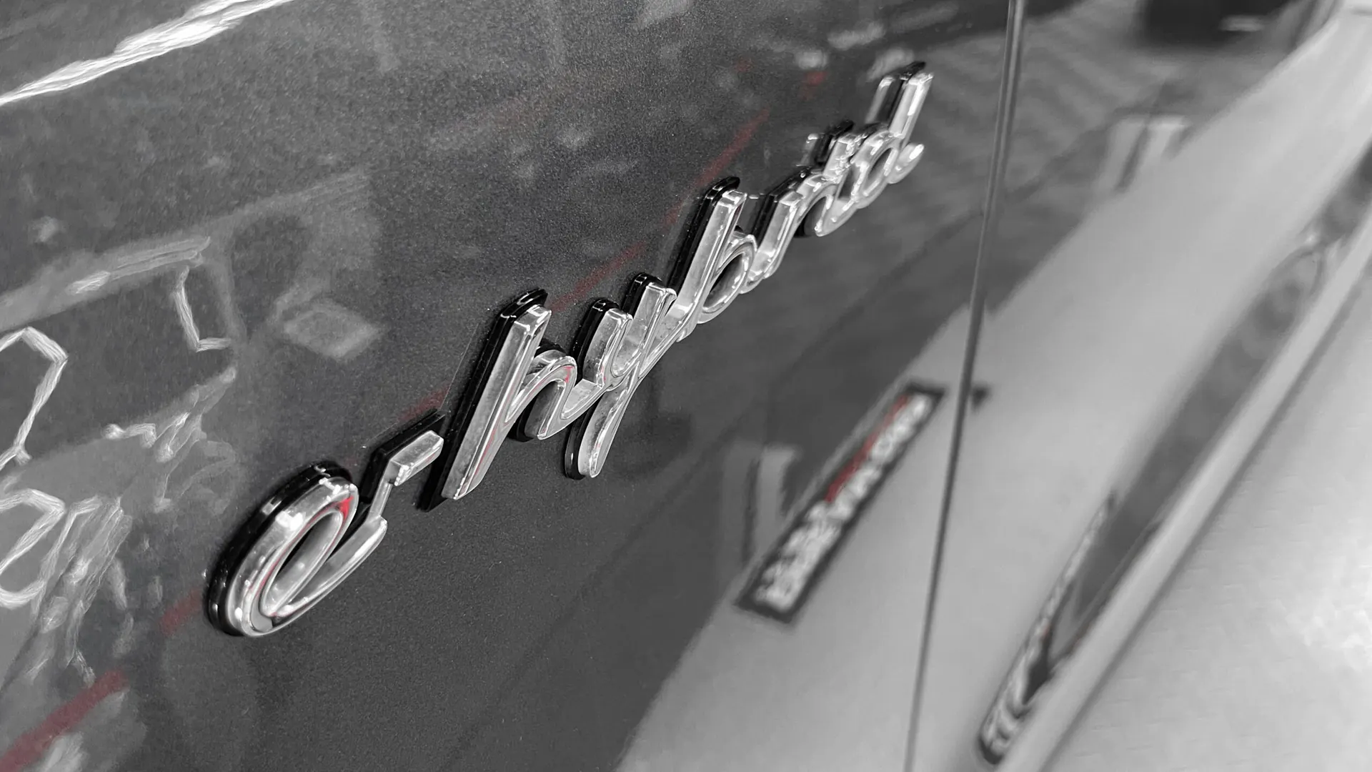 Porsche Cayenne — photo 23