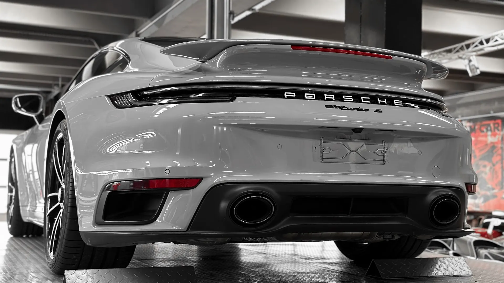Porsche 992 — photo 5