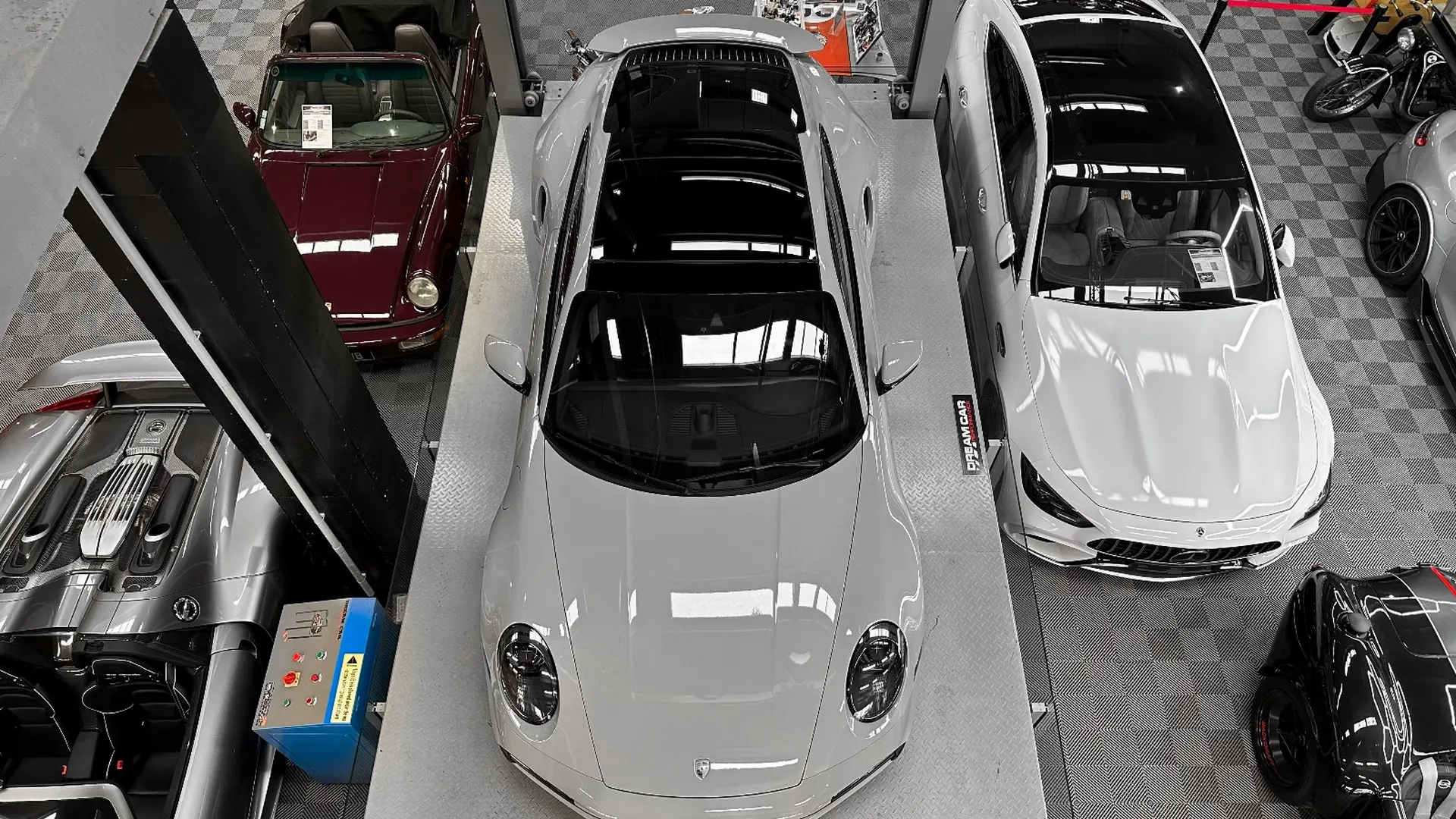 Porsche 992 — photo 6