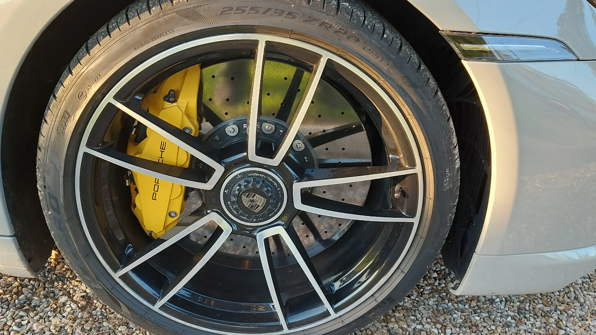 Porsche 992 — photo 17