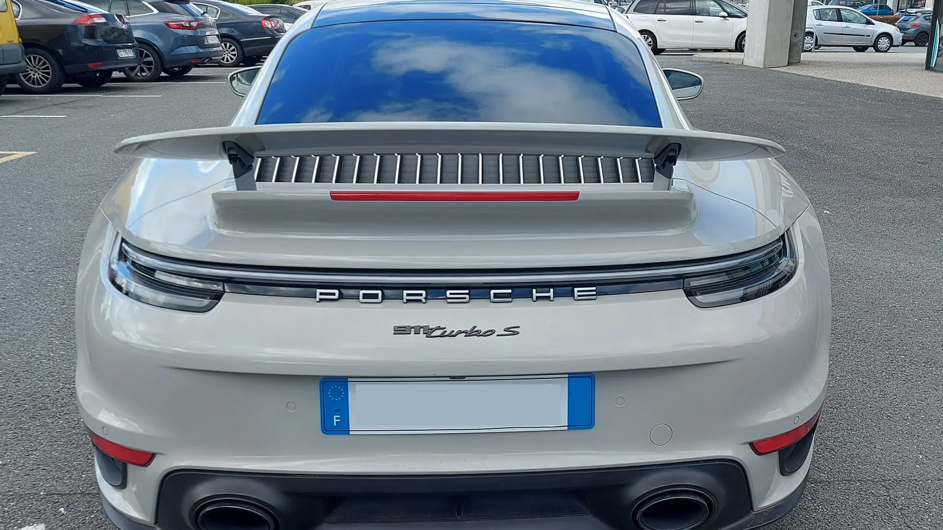 Porsche 992 — photo 8