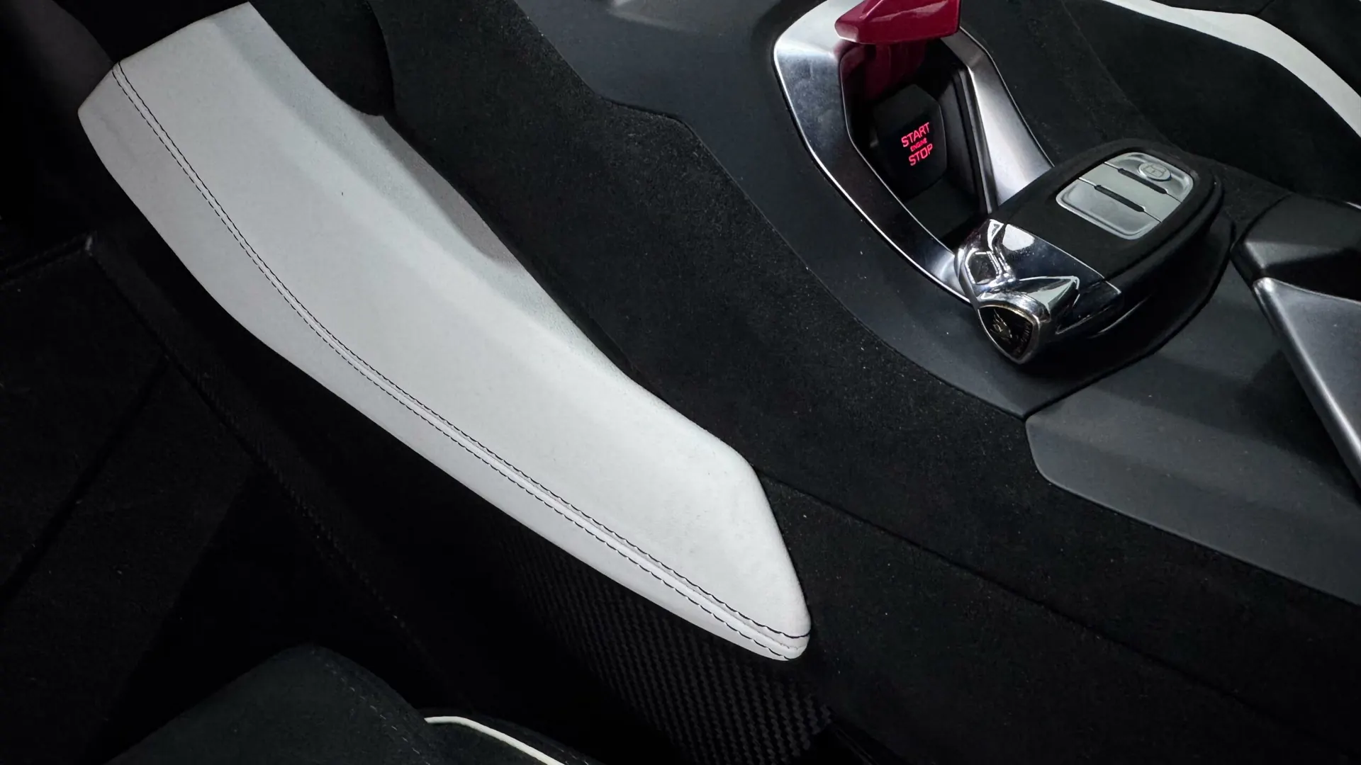 Lamborghini Huracan — photo 37