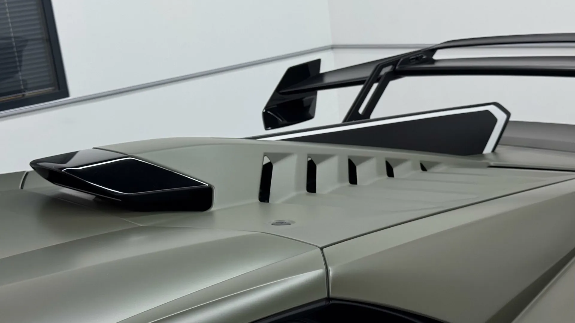 Lamborghini Huracan — photo 17