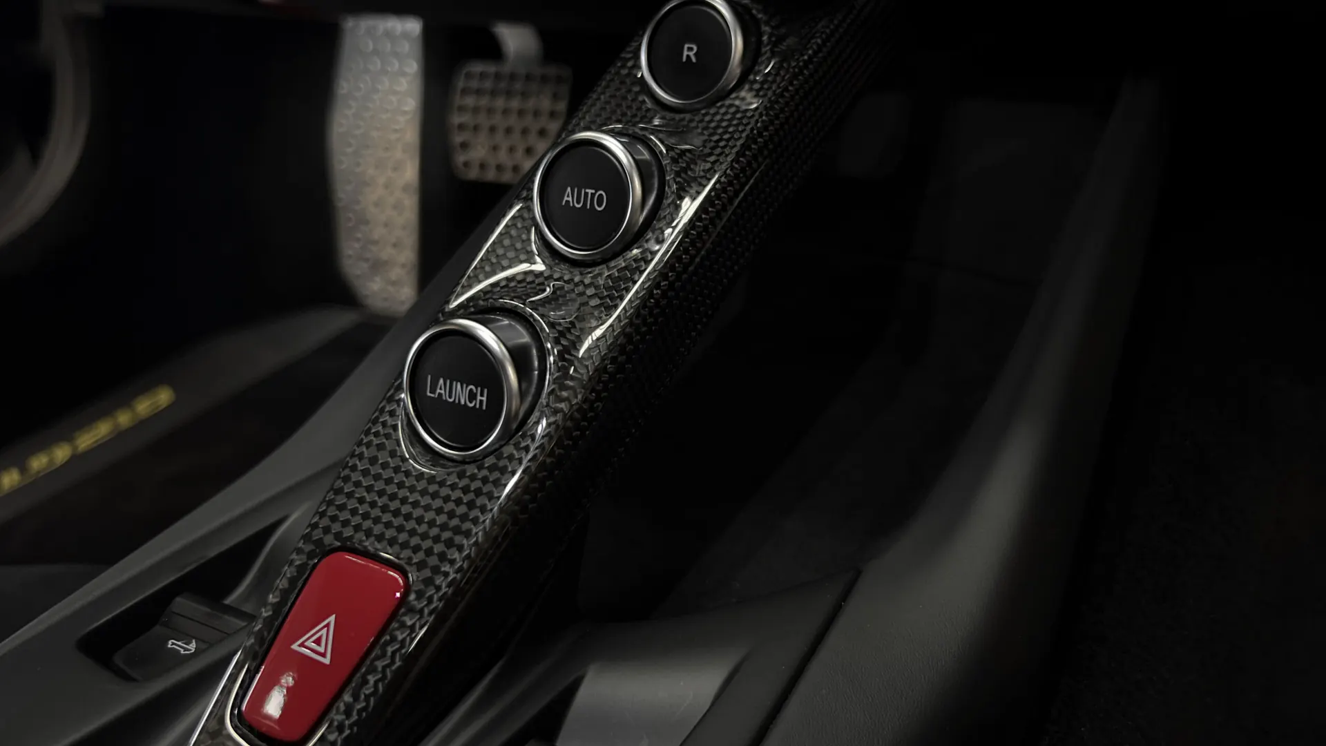 Ferrari 812 — photo 35