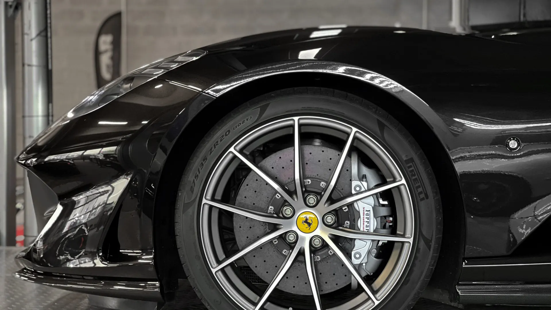 Ferrari 812 — photo 21
