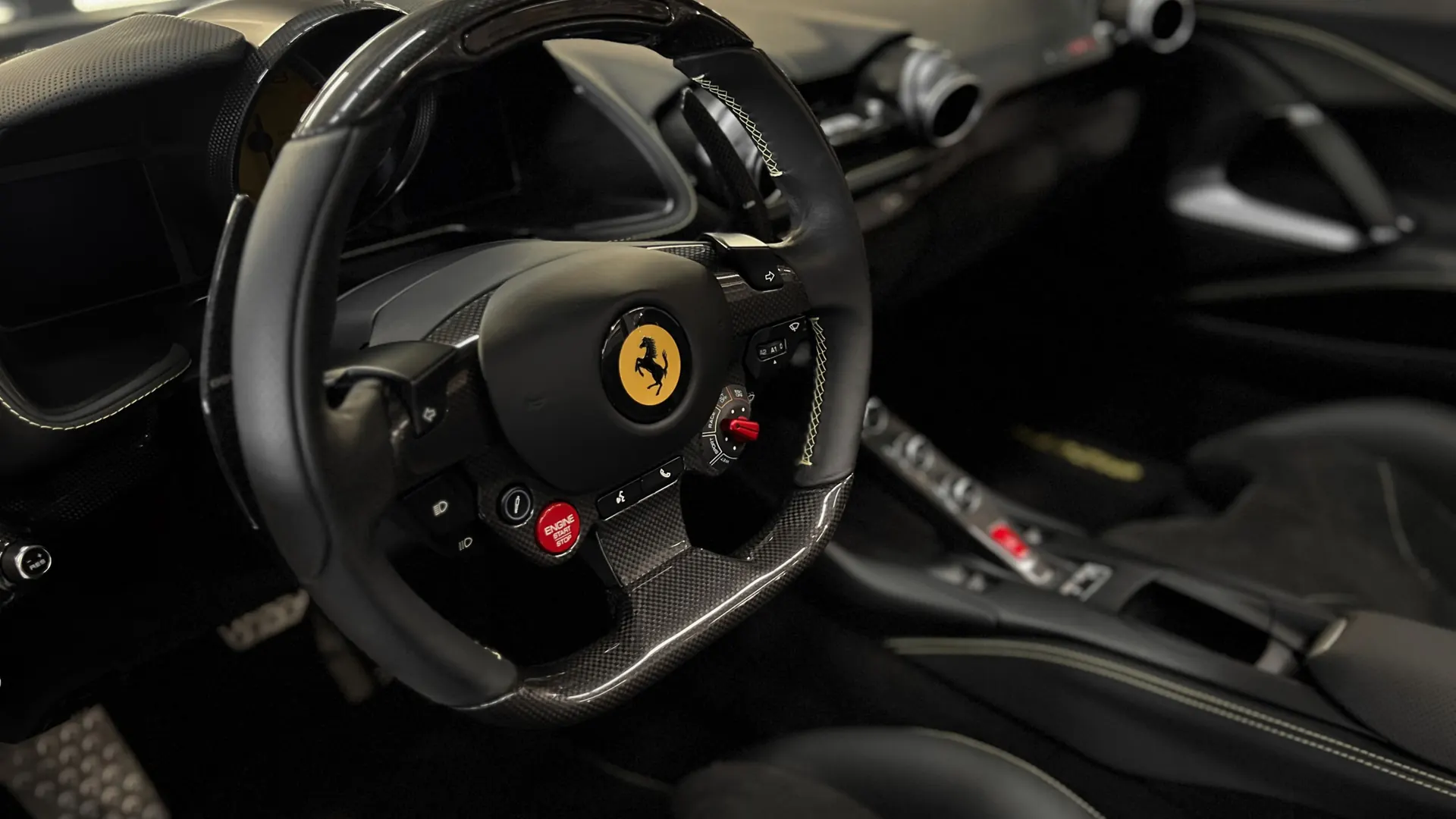 Ferrari 812 — photo 33