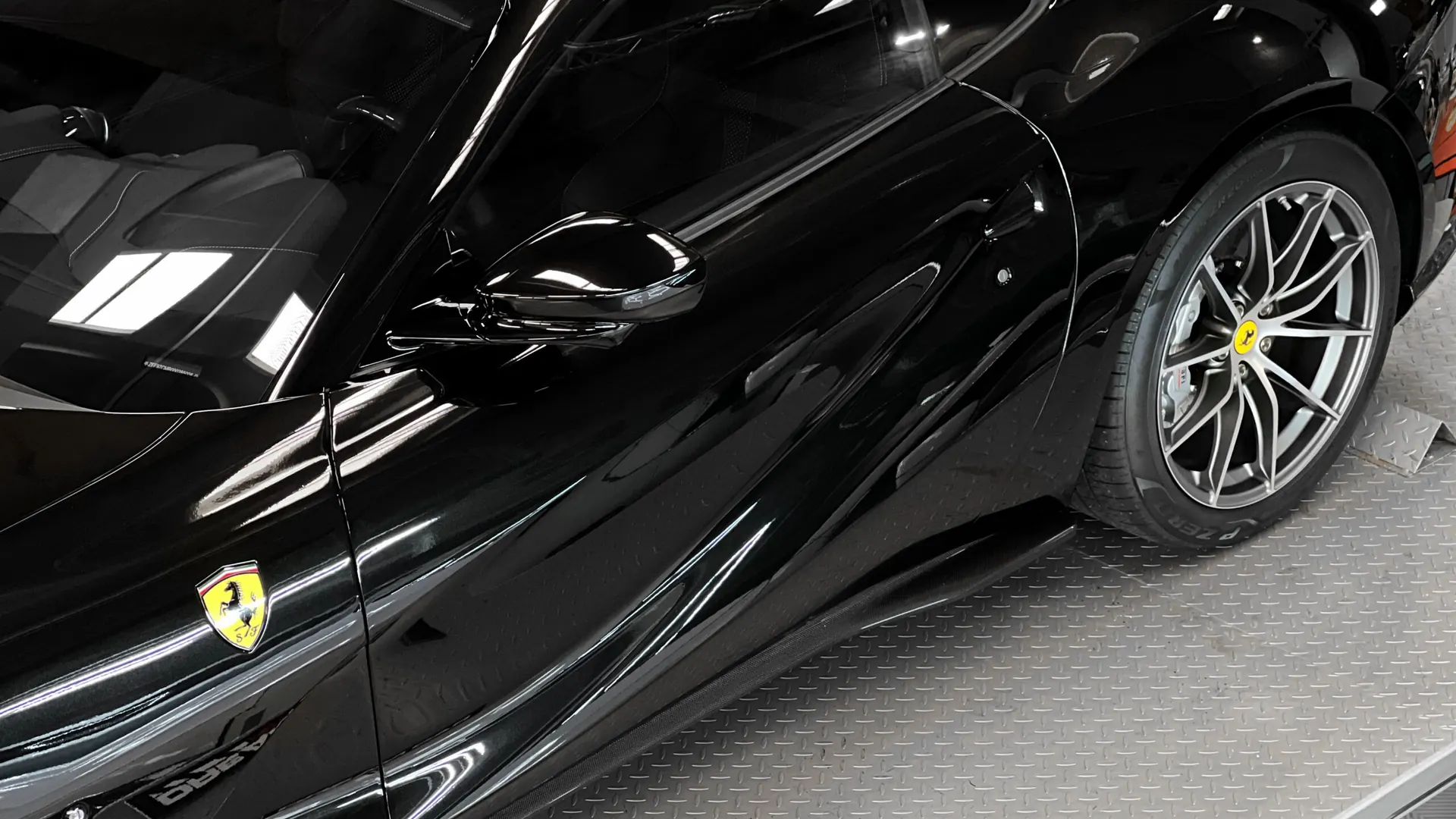 Ferrari 812 — photo 20