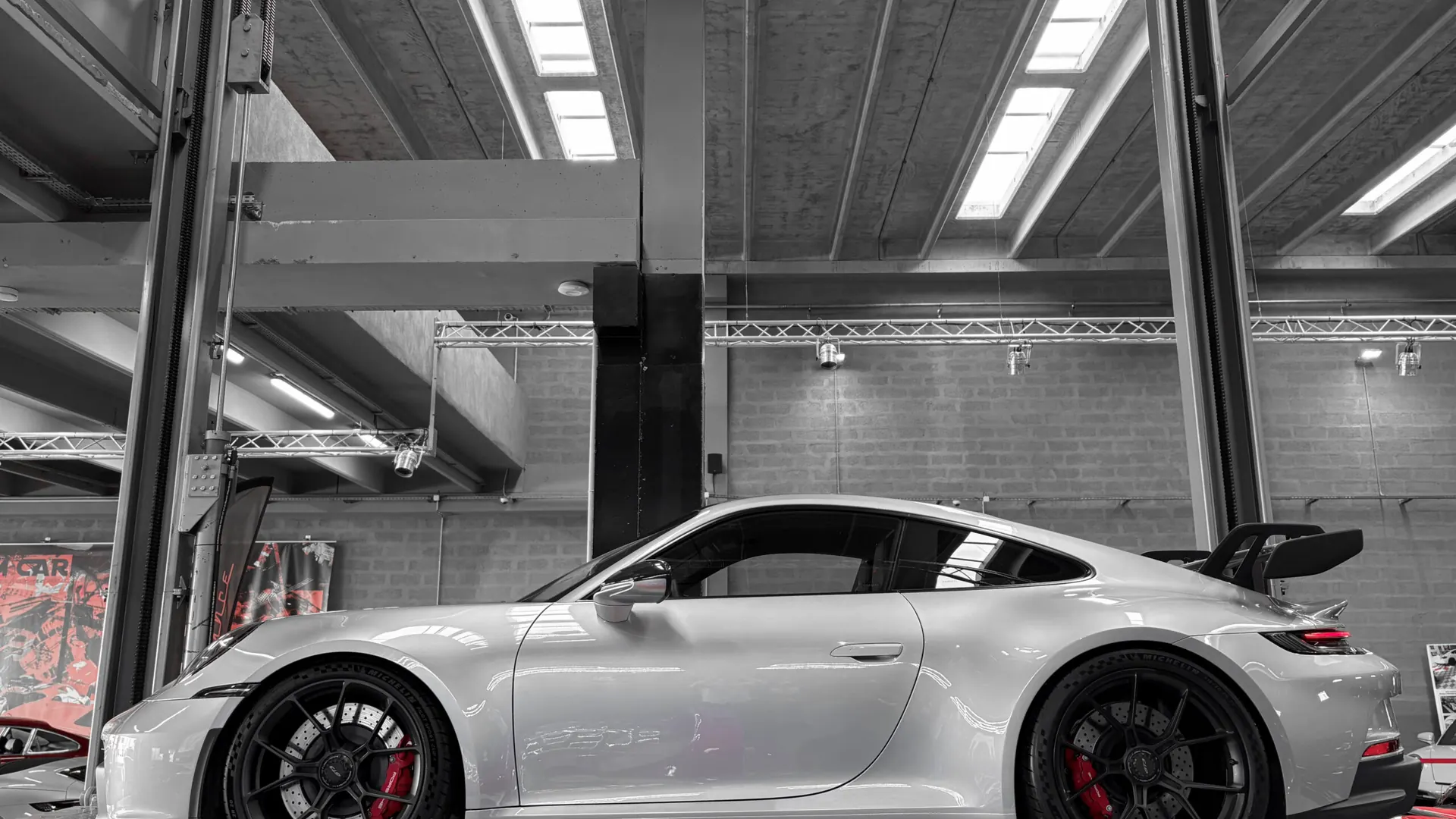 Porsche 992 — photo 10