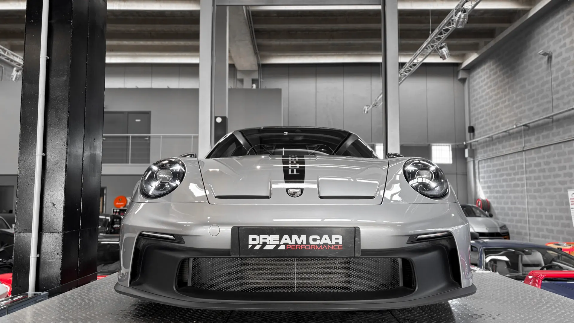 Porsche 992 — photo 6