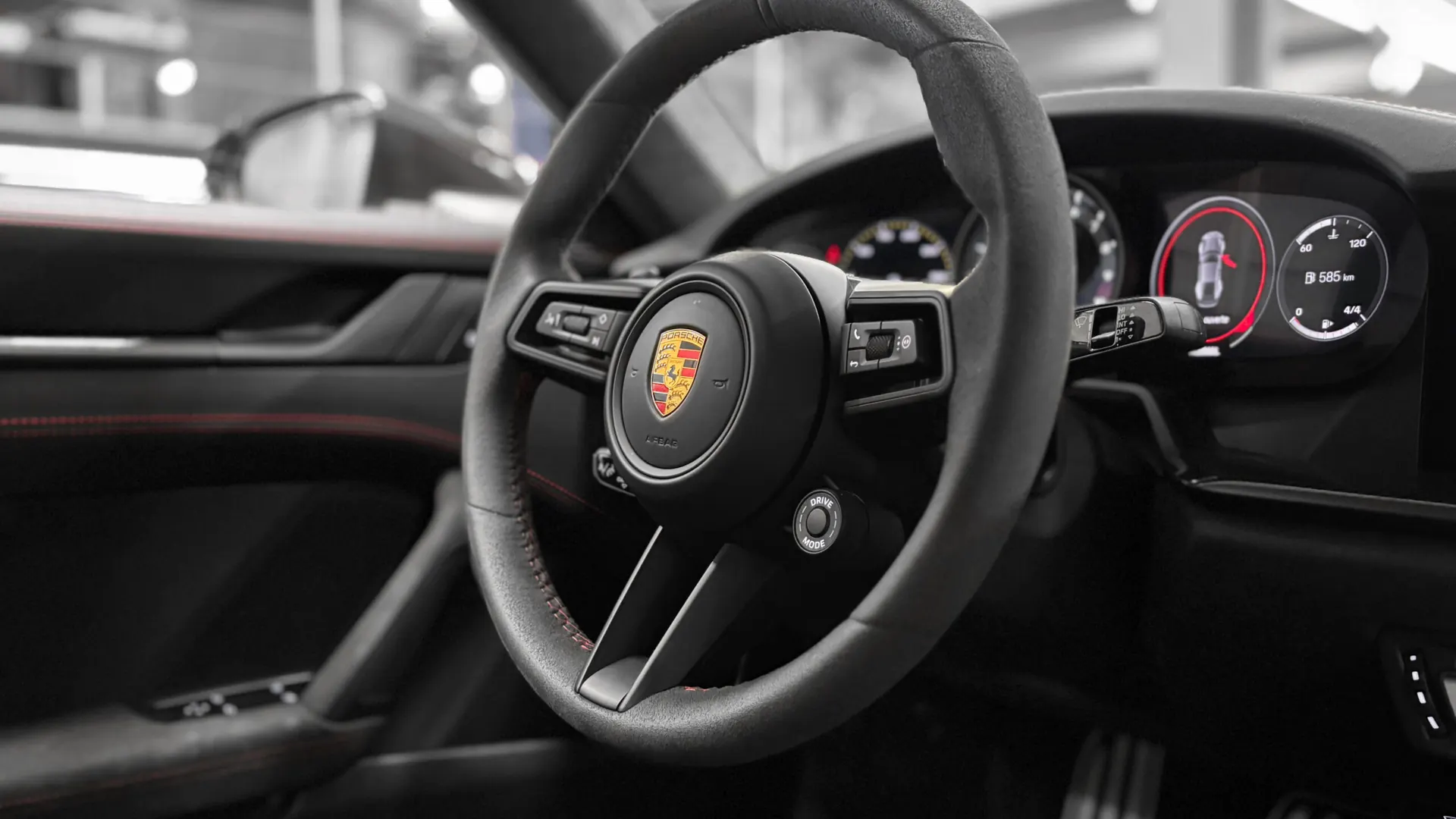 Porsche 992 — photo 32