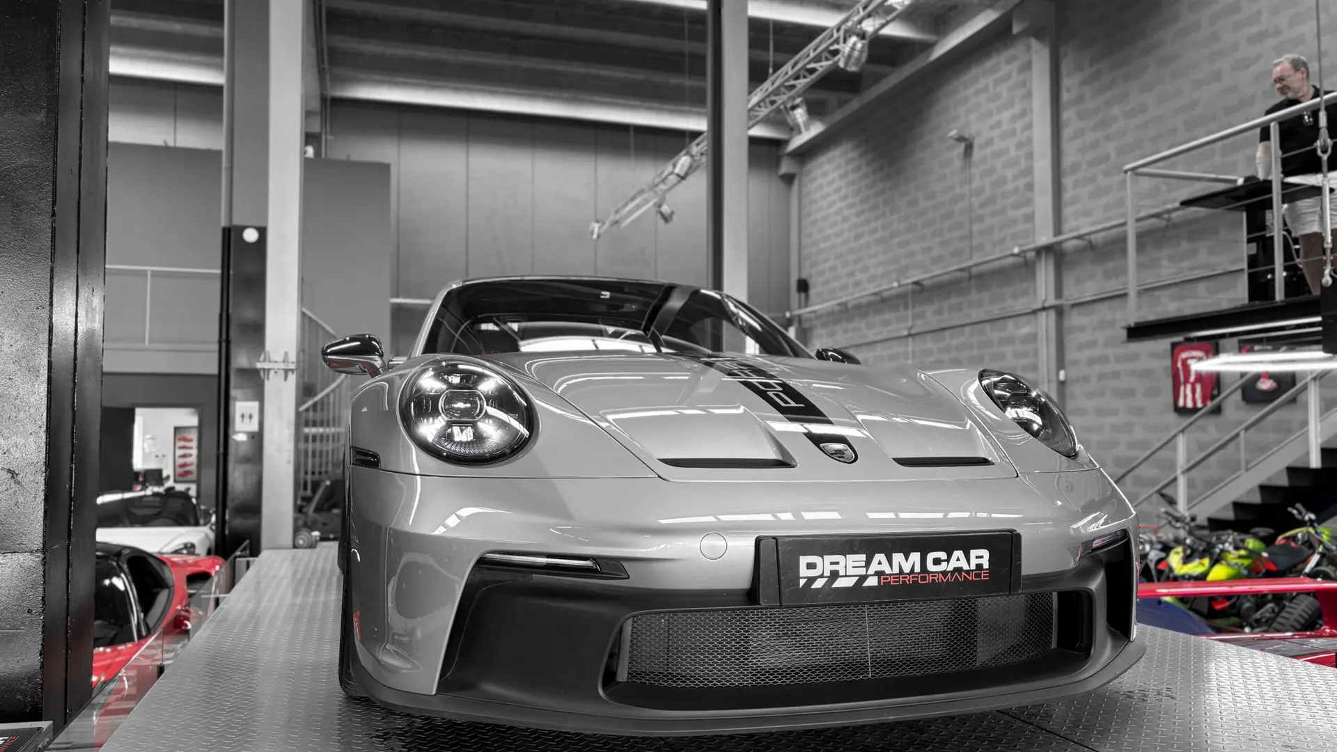 Porsche 992 — photo 5