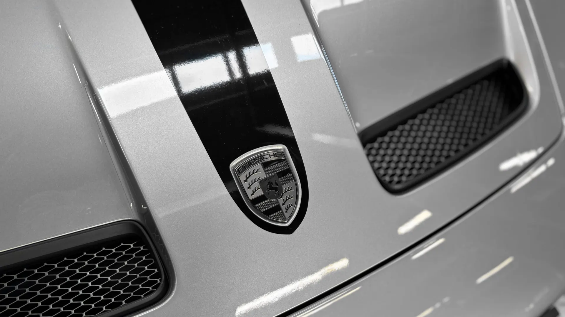 Porsche 992 — photo 22