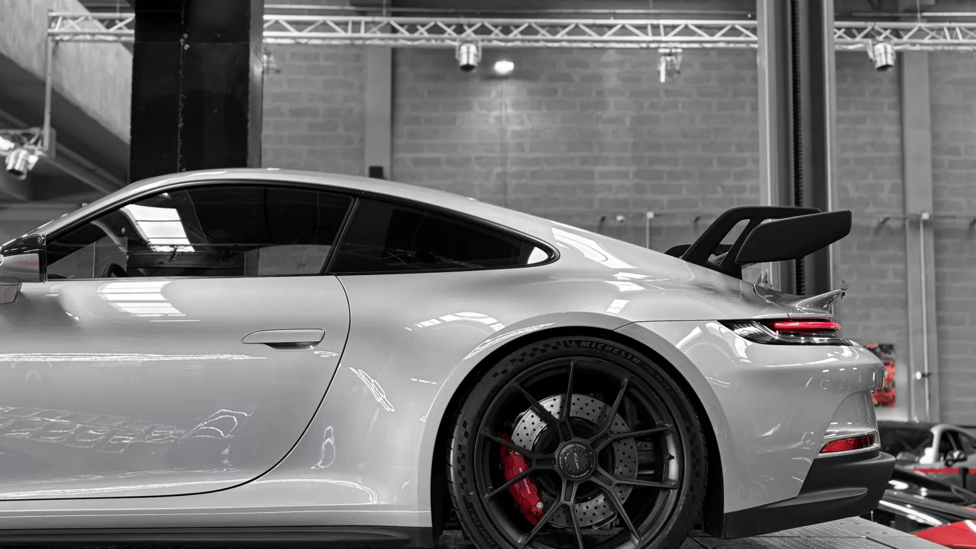 Porsche 992 — photo 11
