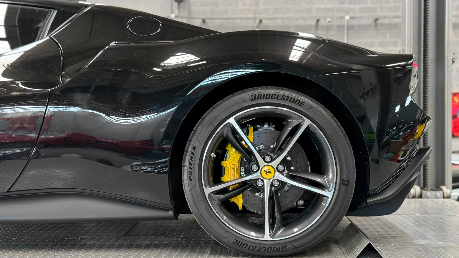 Ferrari 296 — photo 10