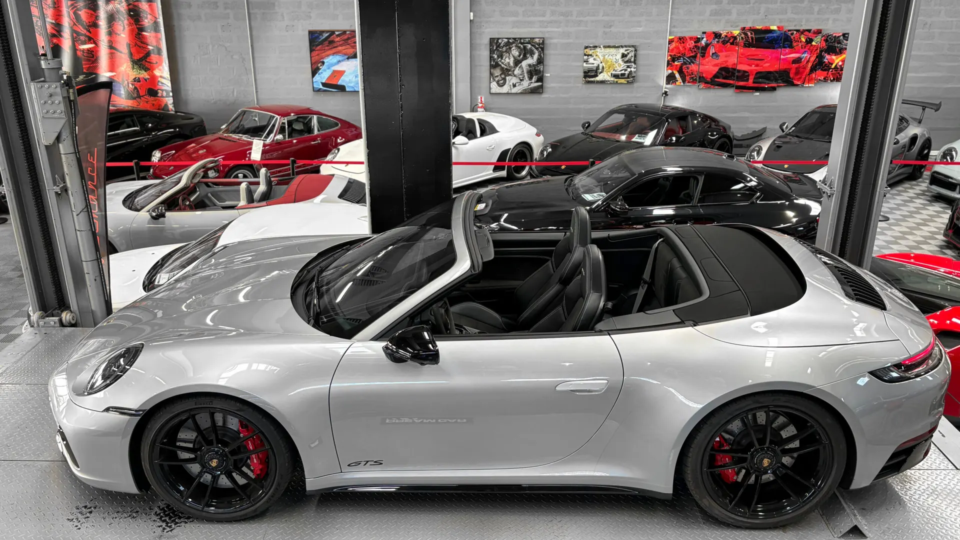 Porsche 992 — photo 2