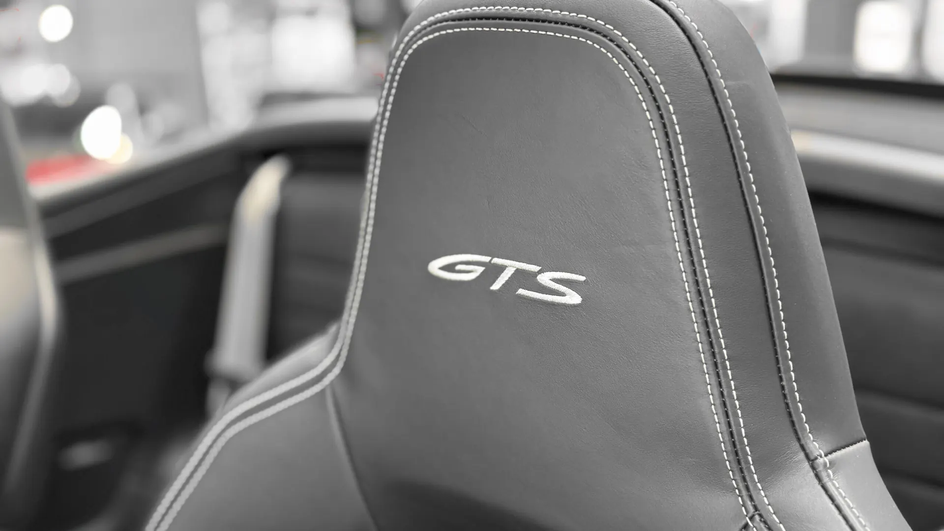 Porsche 992 — photo 48