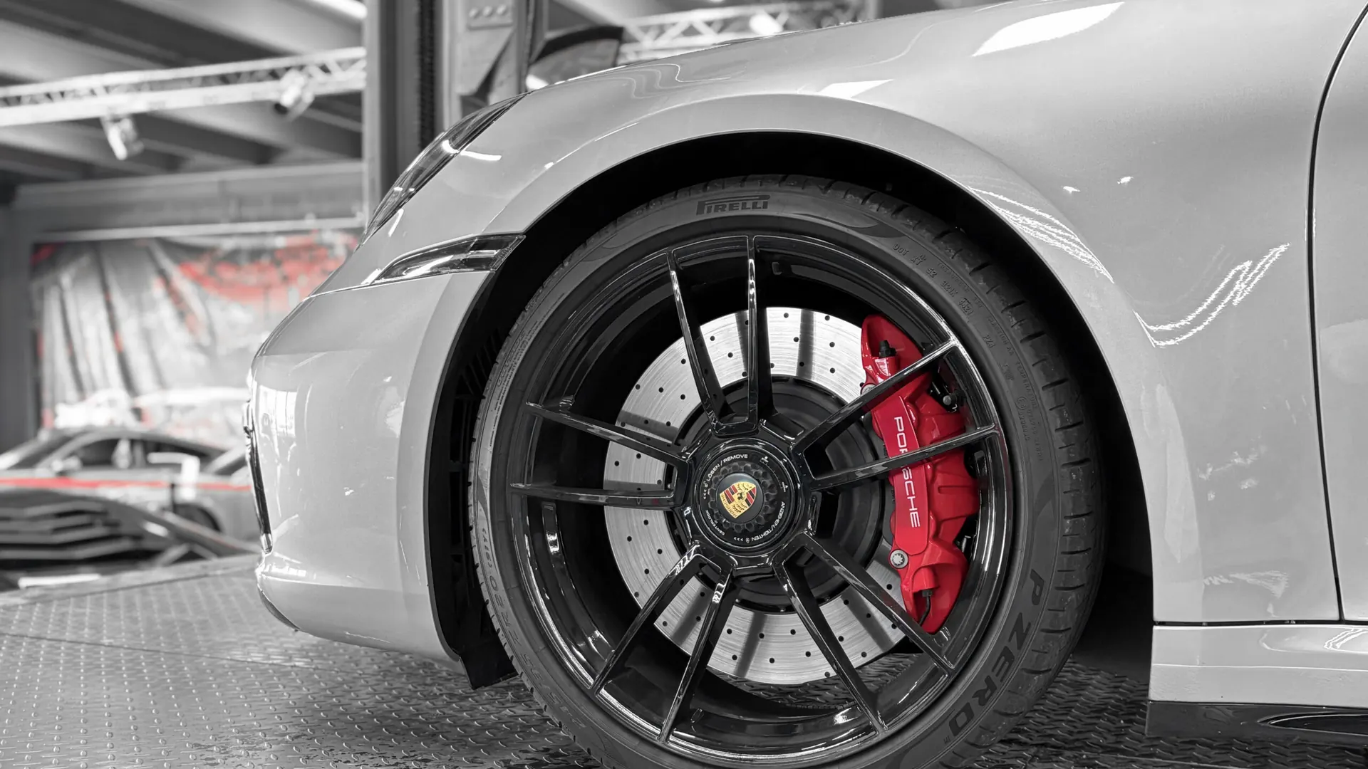 Porsche 992 — photo 12