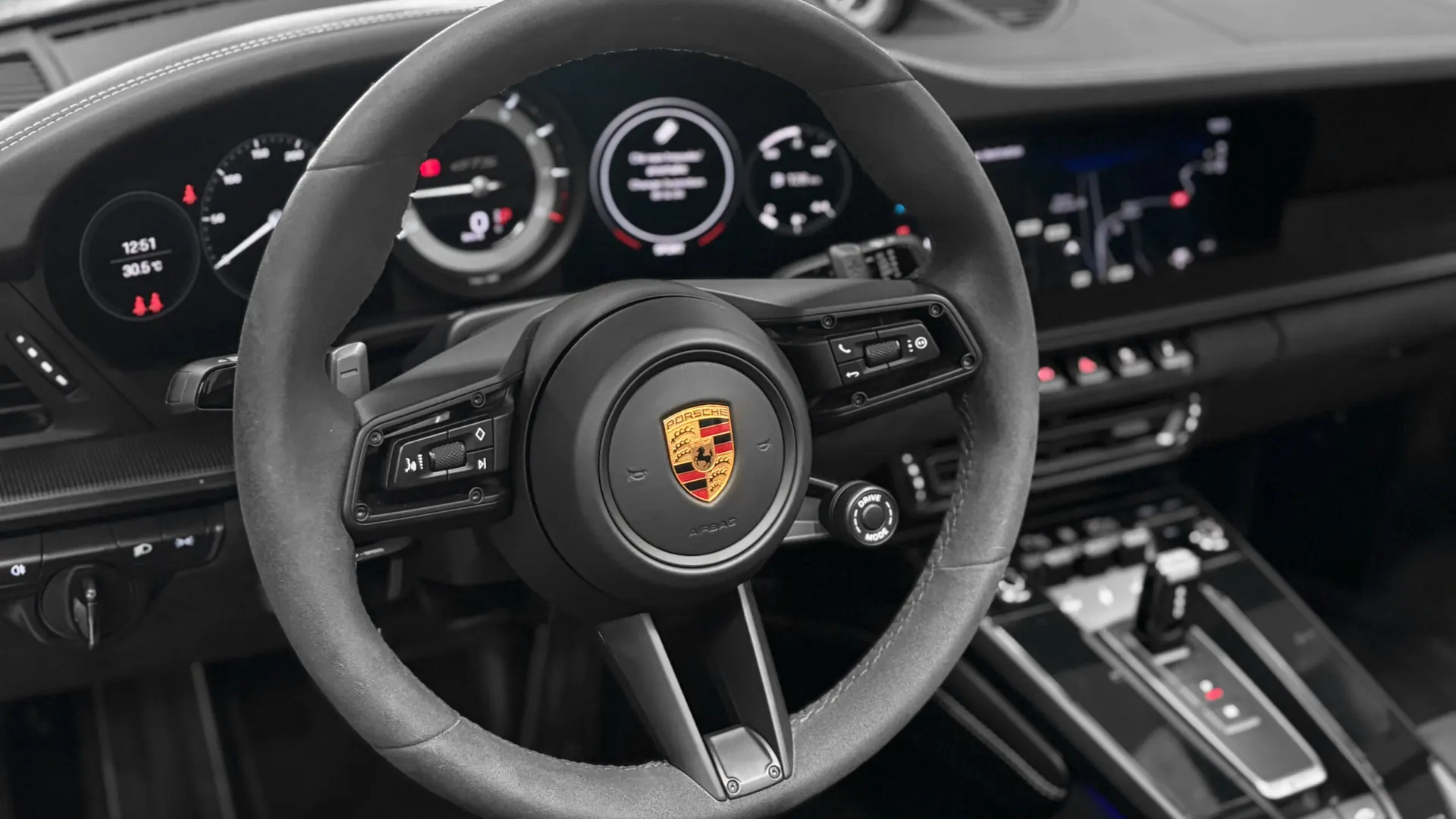 Porsche 992 — photo 31