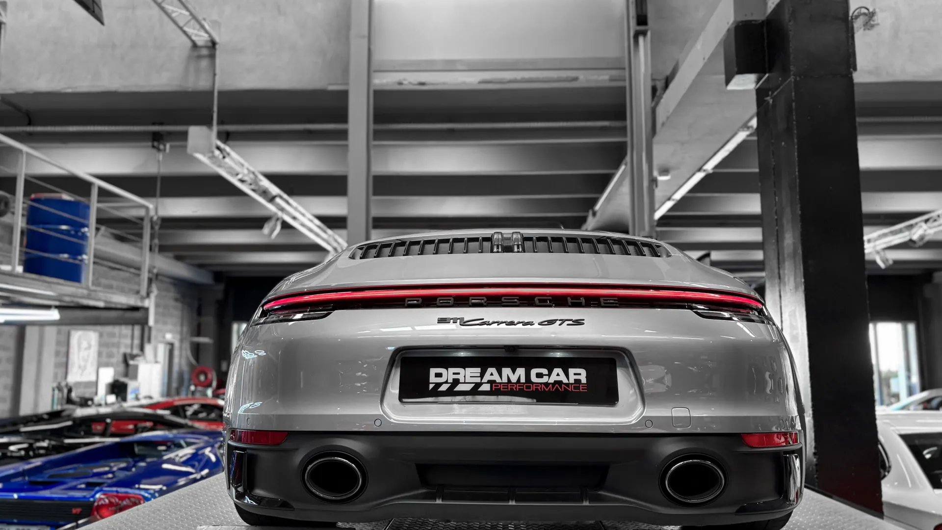 Porsche 992 — photo 17