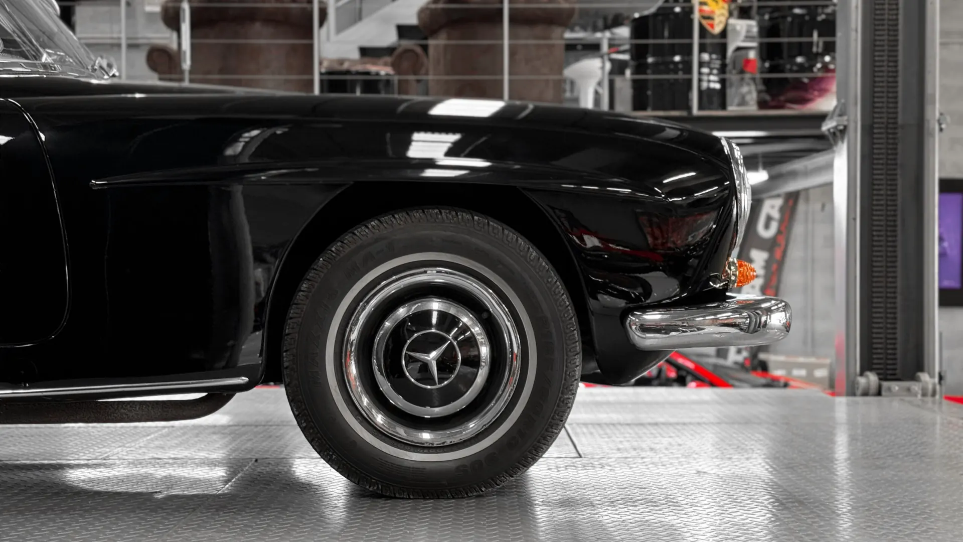 Mercedes -Benz — photo 20