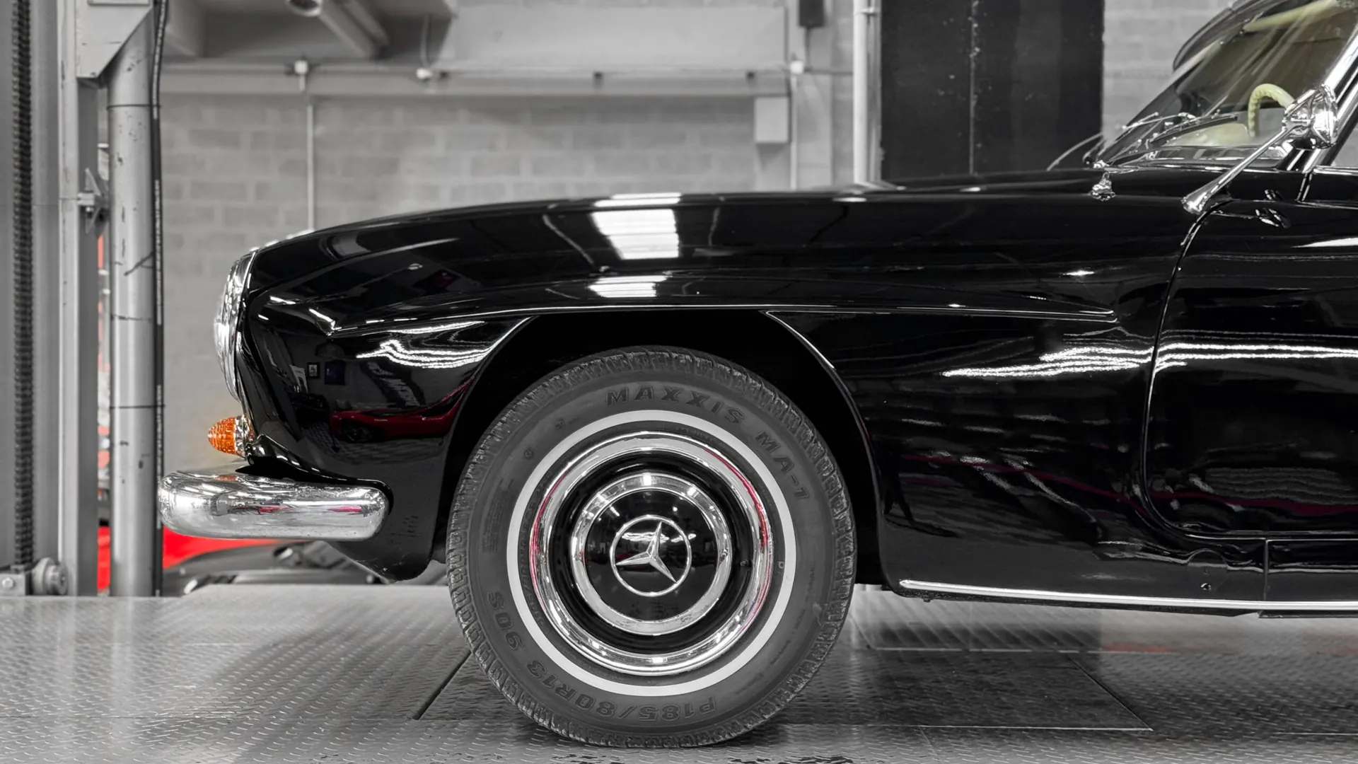 Mercedes -Benz — photo 9