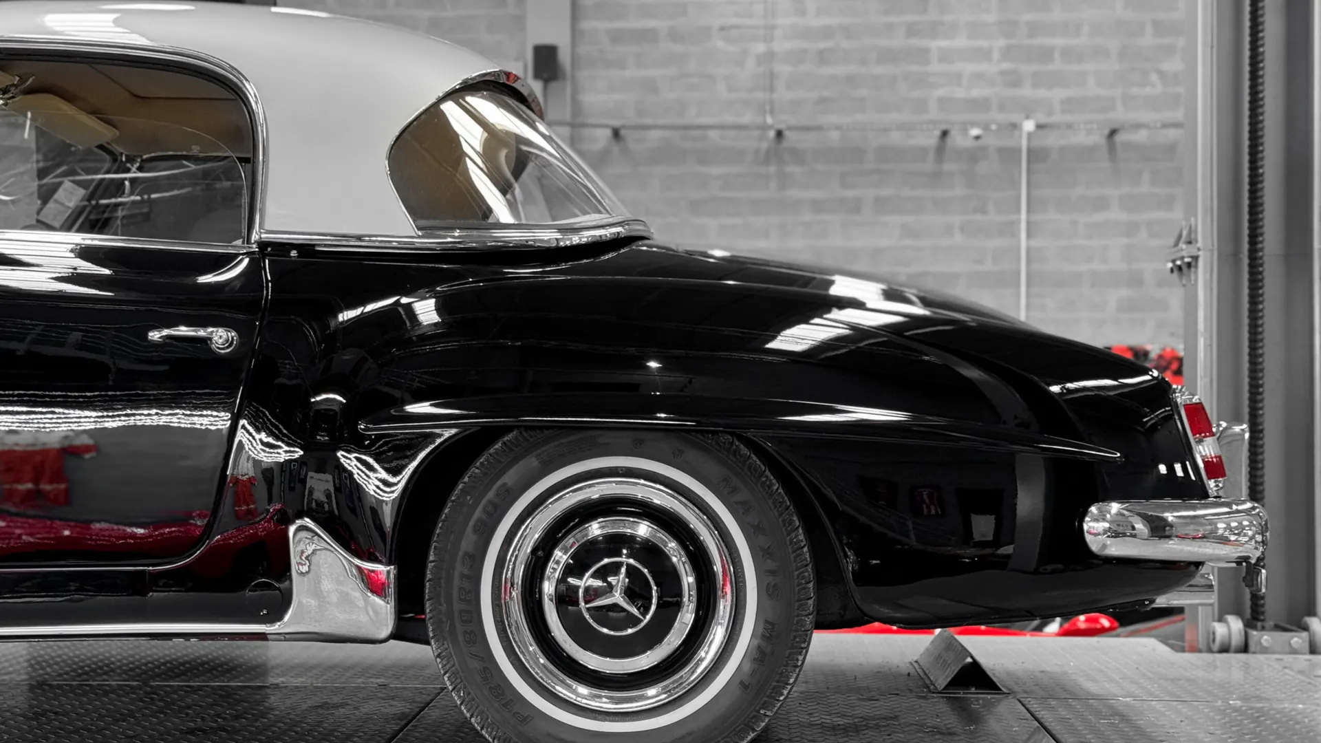 Mercedes -Benz — photo 12