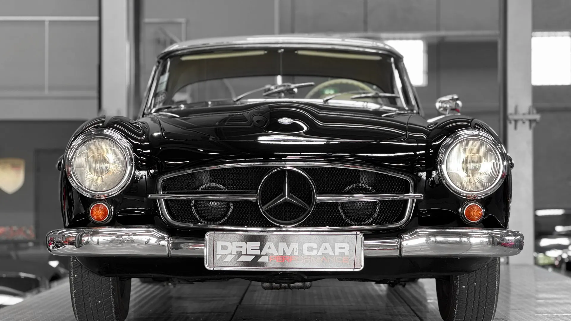 Mercedes -Benz — photo 6