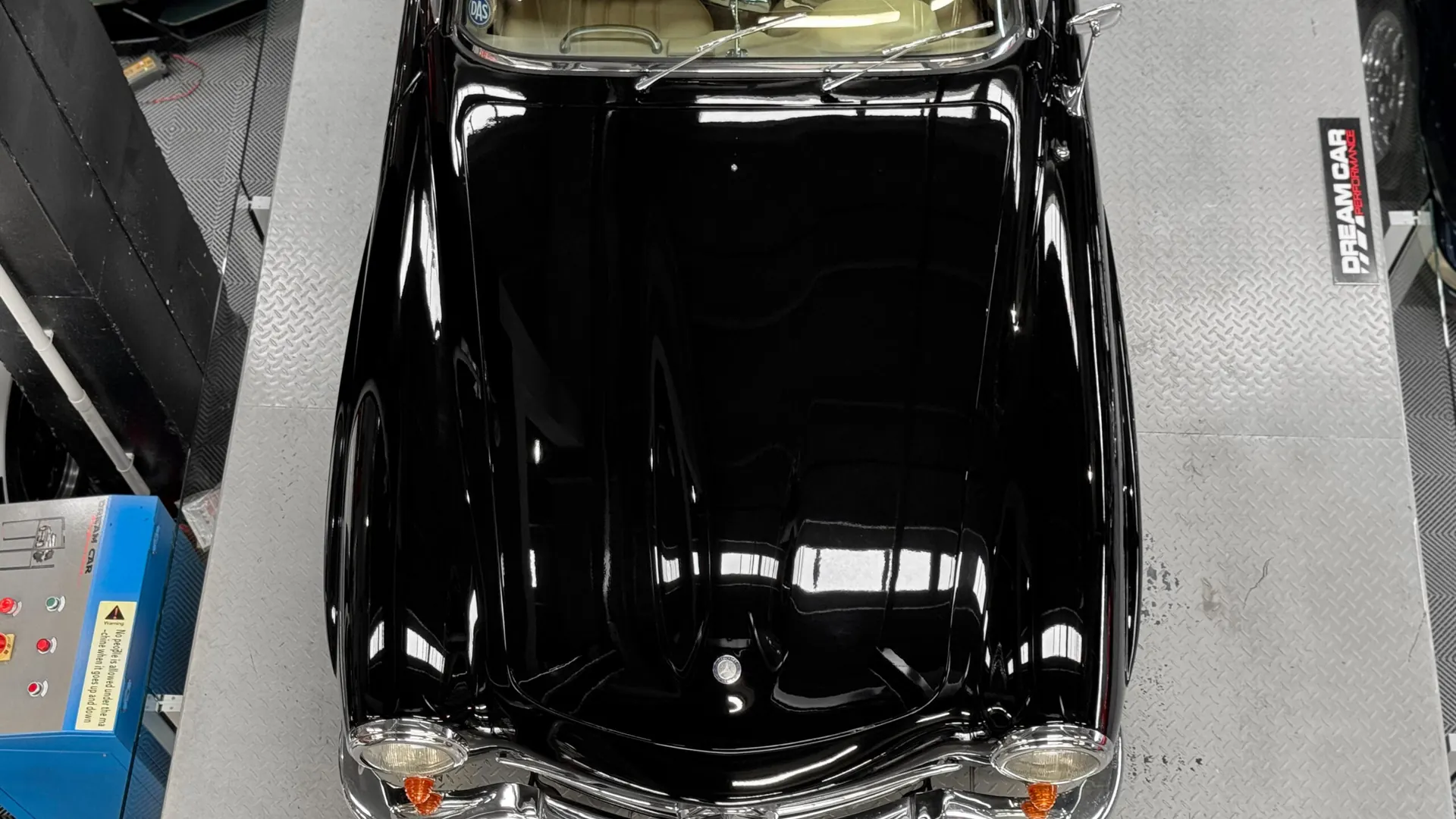 Mercedes -Benz — photo 22