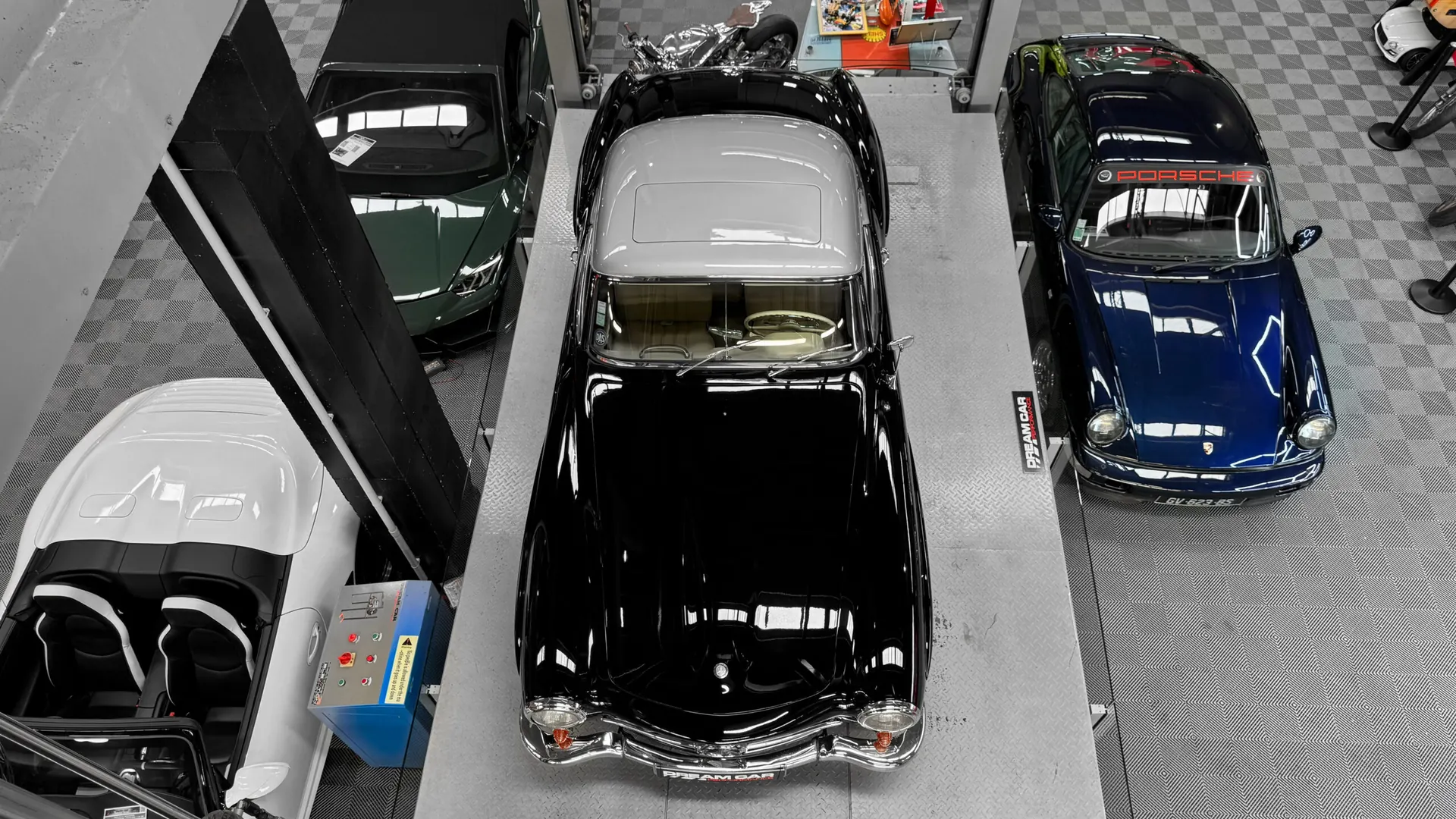 Mercedes -Benz — photo 23