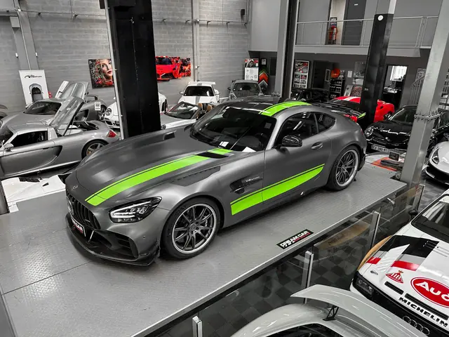 Mercedes AMG