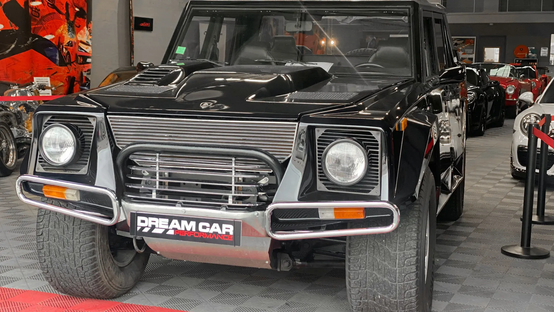 Lamborghini LM002 — photo 2