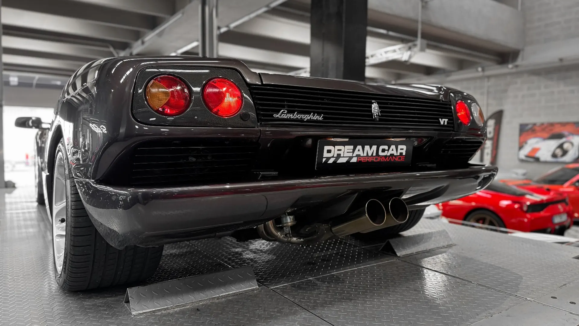 Lamborghini Diablo — photo 6