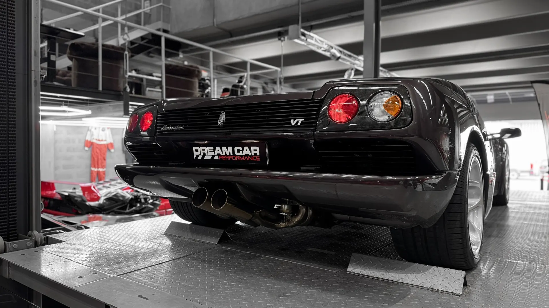 Lamborghini Diablo — photo 8
