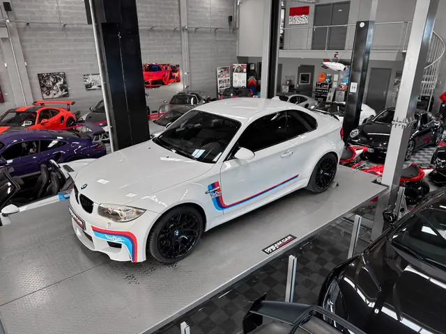 BMW 1M