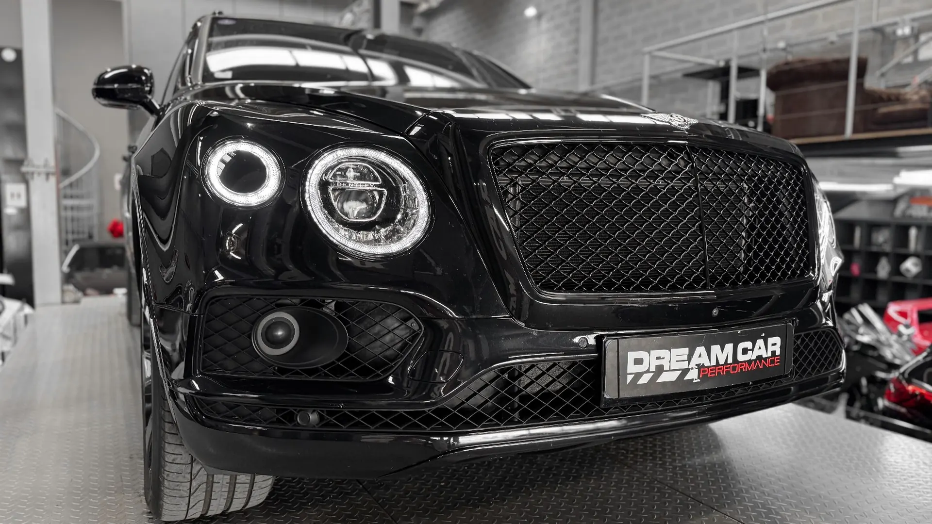 Bentley BENTAYGA — photo 9