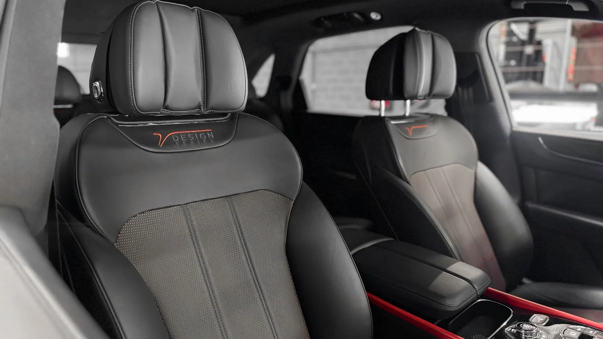 Bentley BENTAYGA — photo 24