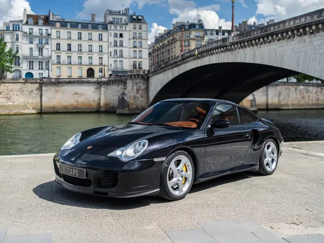 Porsche 996