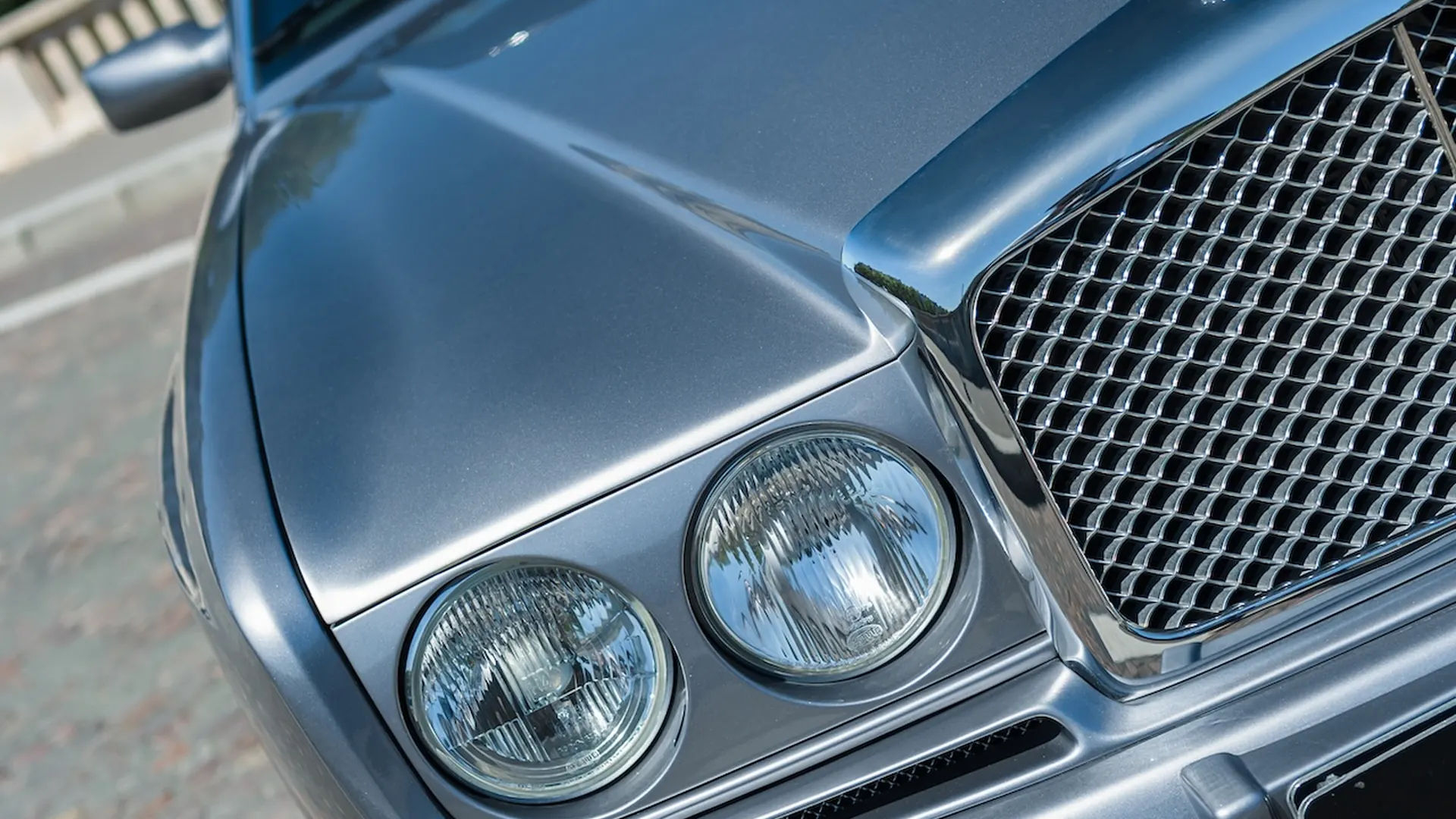Bentley Continental — photo 32