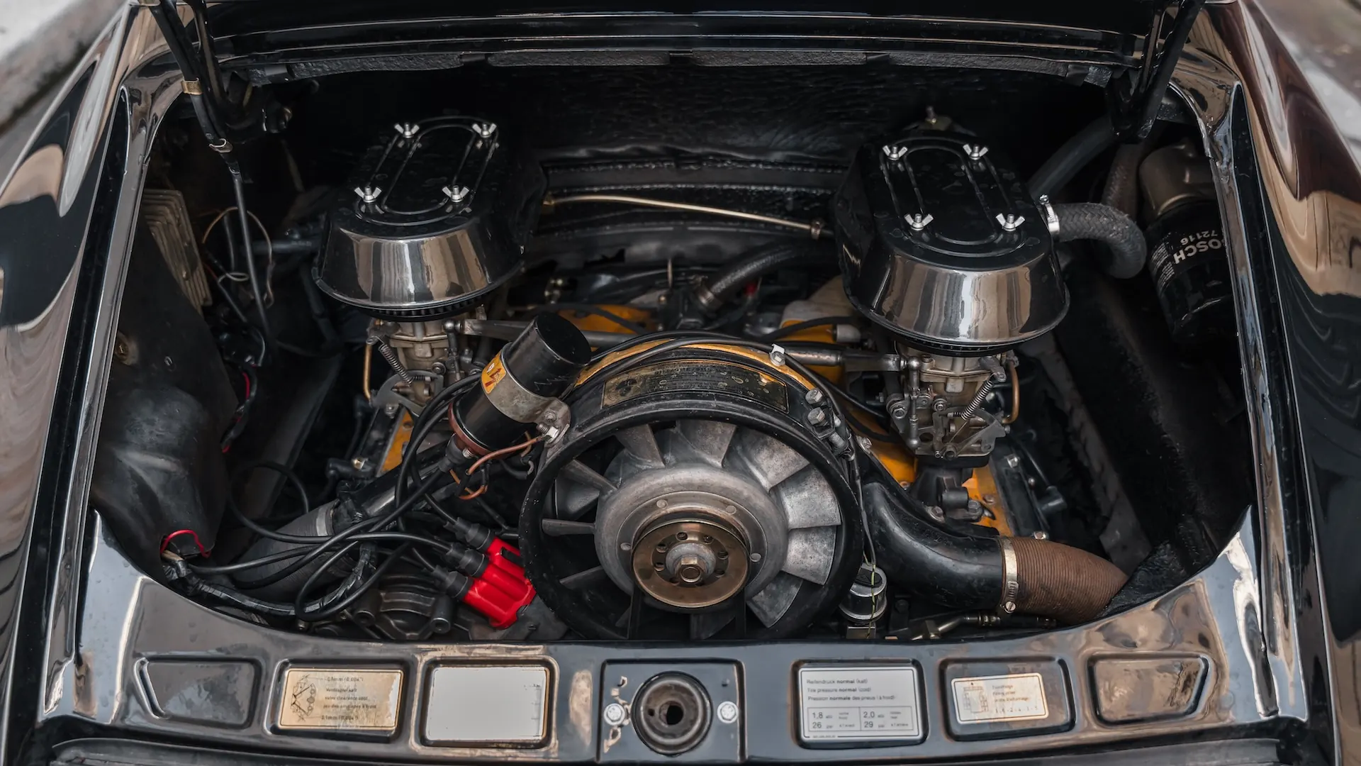 Porsche 911 — photo 16