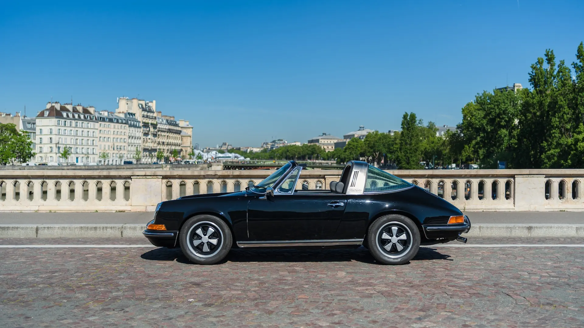 Porsche 911 — photo 30