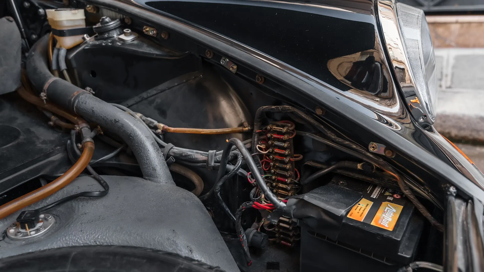 Porsche 911 — photo 23