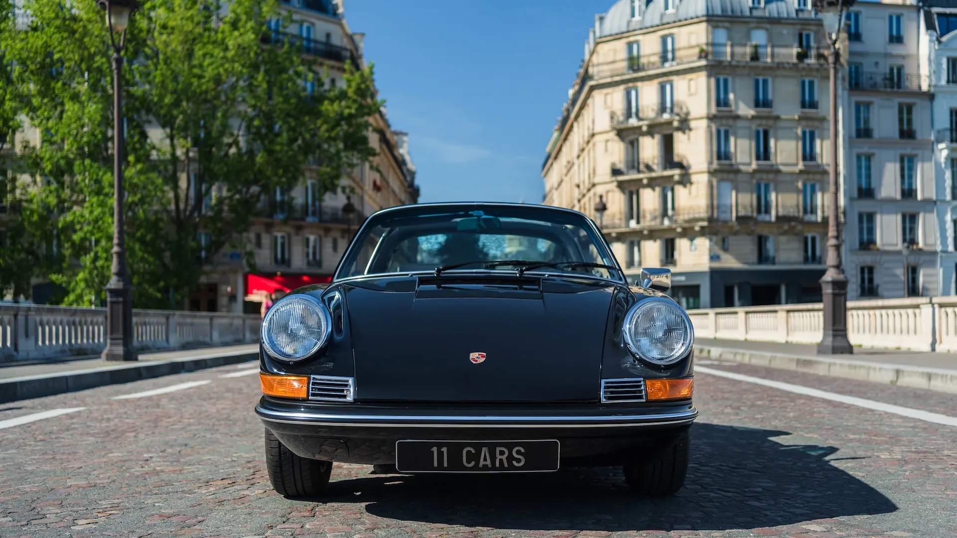 Porsche 911 — photo 27