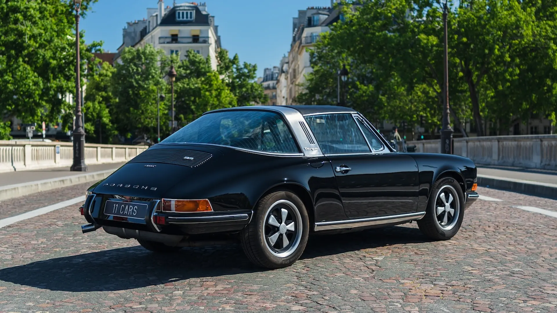 Porsche 911 — photo 50