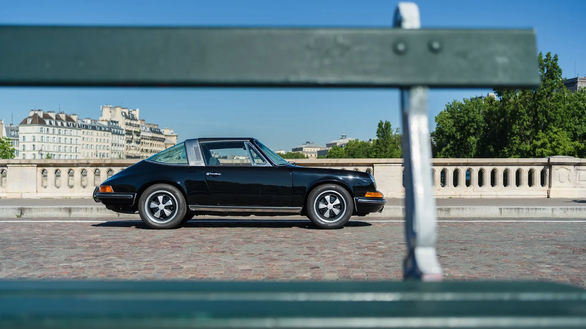 Porsche 911 — photo 29