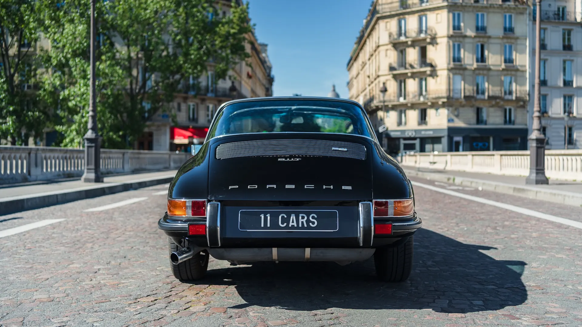 Porsche 911 — photo 32