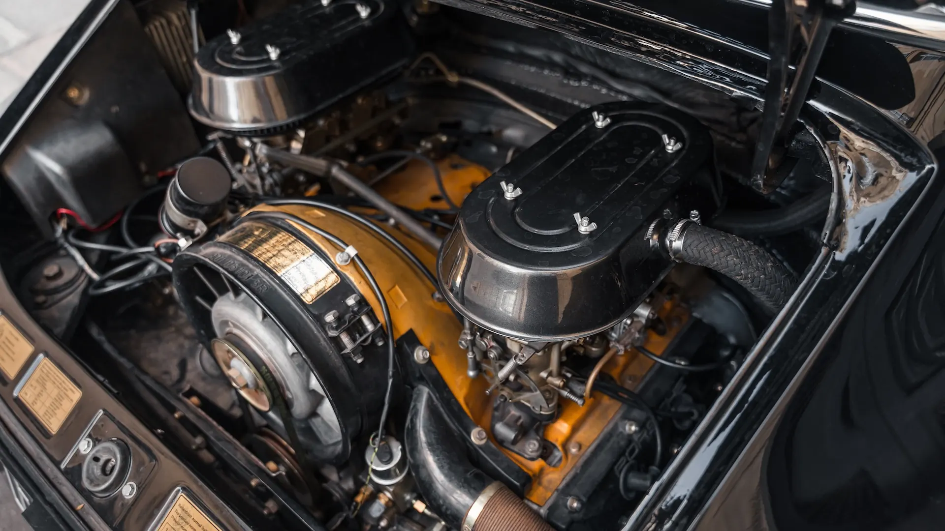 Porsche 911 — photo 15