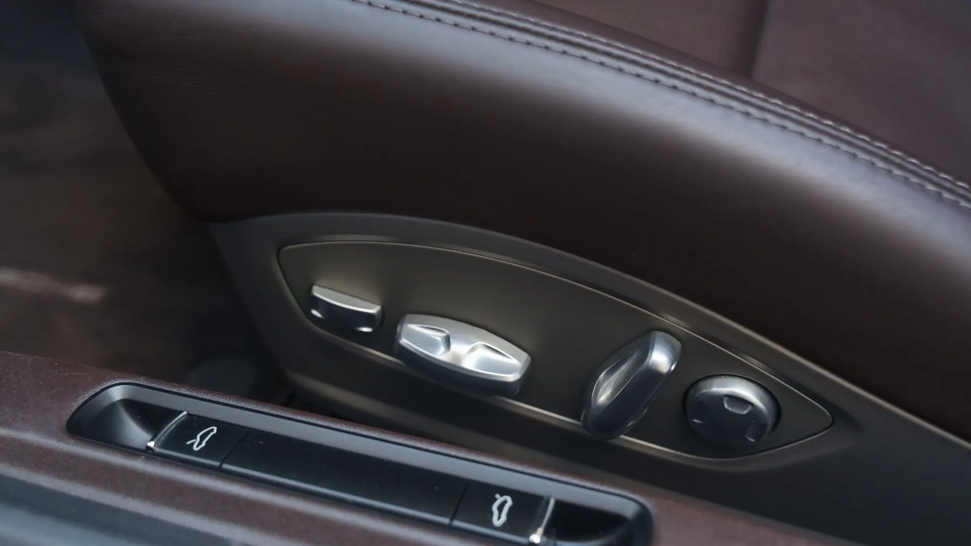 Porsche 991.1 — photo 46