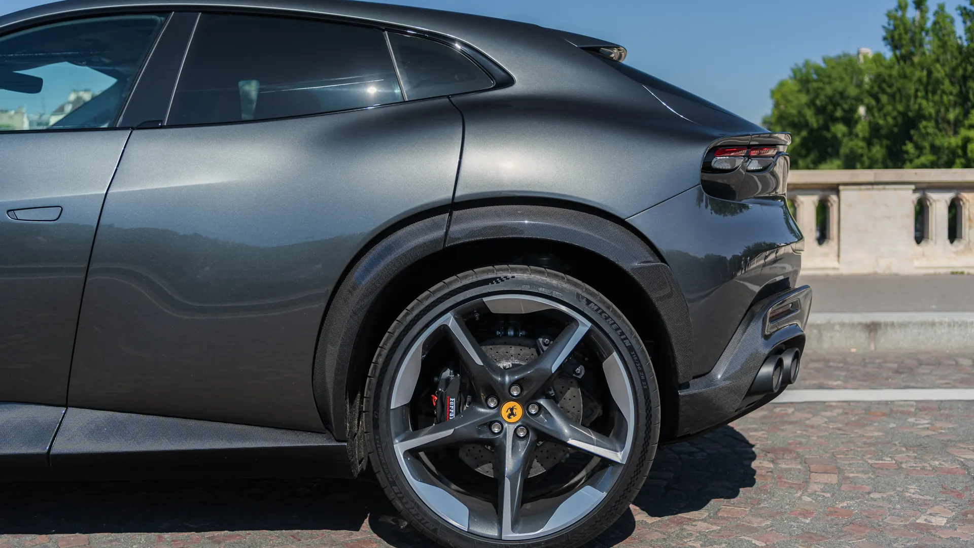 Ferrari Purosangue — photo 18