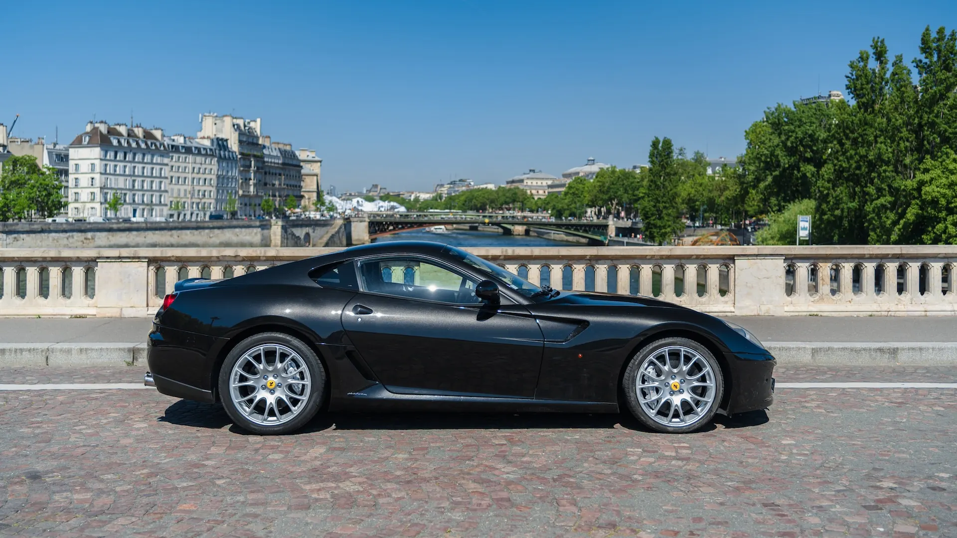 Ferrari 599 — photo 4
